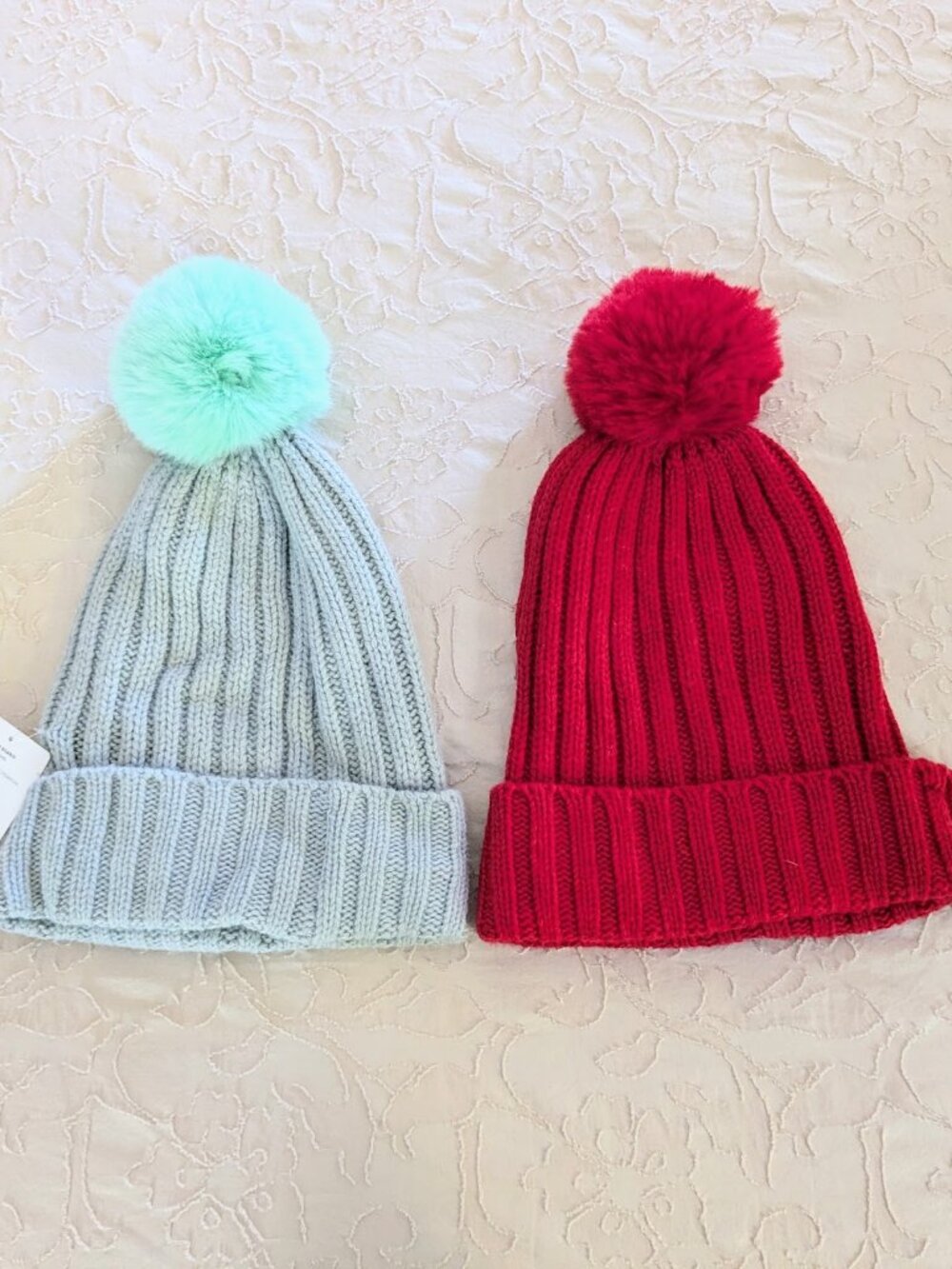 BNWT 2x Athleta Ribbed Pom Beanies